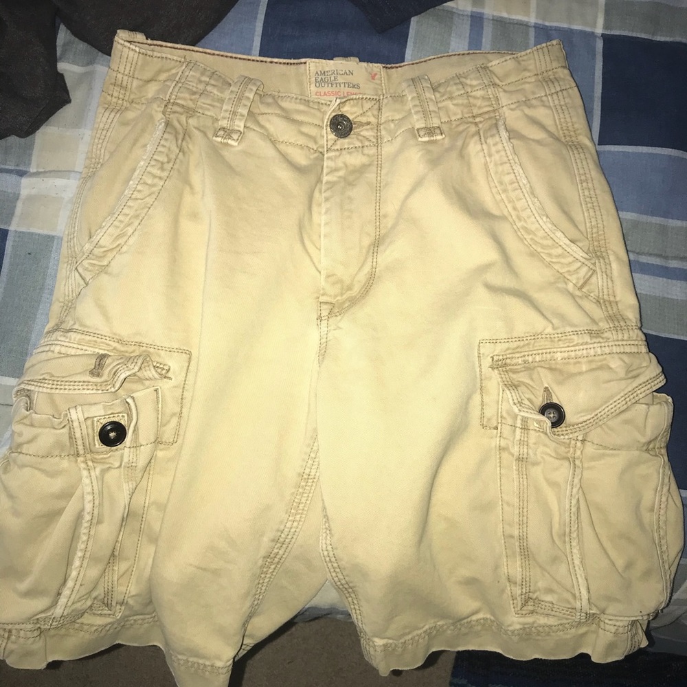 American Eagle cargo shorts